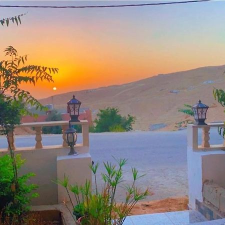 Apartamento Petra Rose Wadi Musa Exterior foto